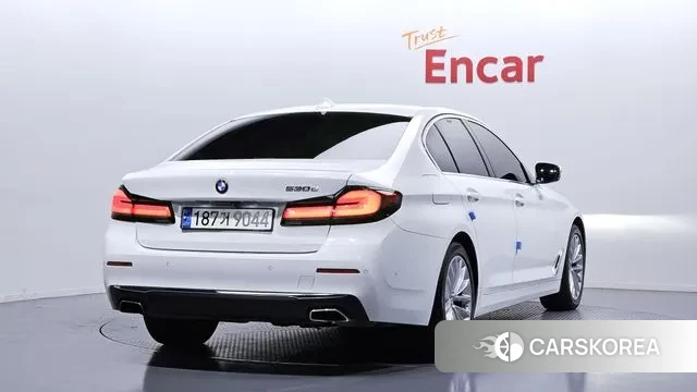 BMW 5 Series (G30) id 3626354 из Кореи 12