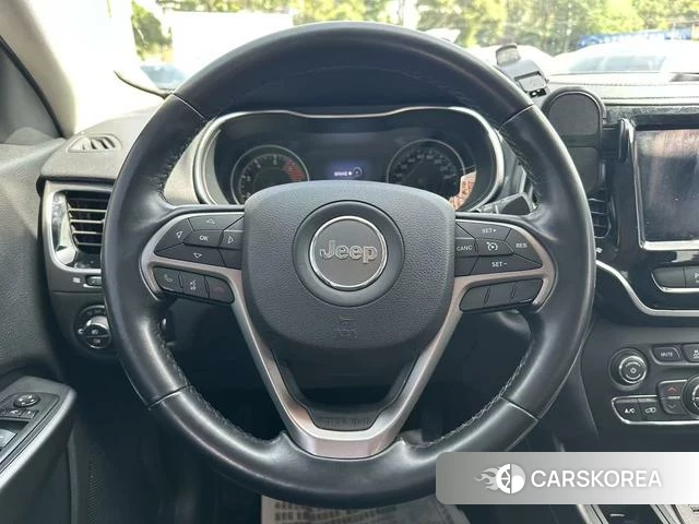 Jeep Free light id 4213472 из Китая 12