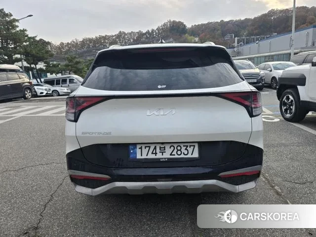 Kia Sportage 5th Generation 2022 Белый из Кореи, фото 2