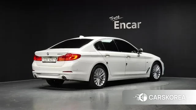 BMW 5 Series (G30) id 3470001 из Кореи 12