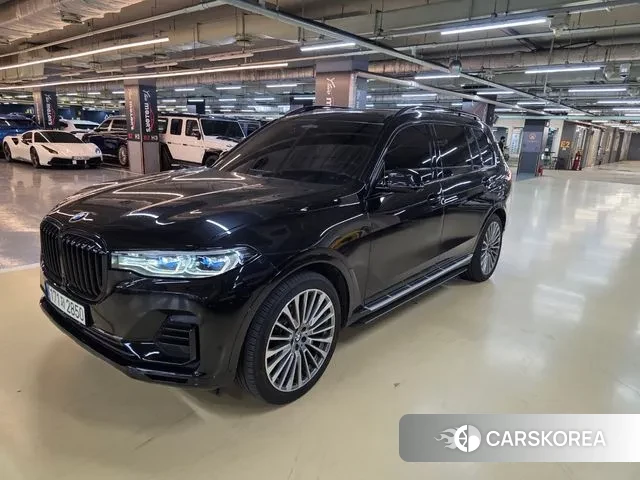 BMW X7 (G07) 2022 Черный из Кореи, фото 4