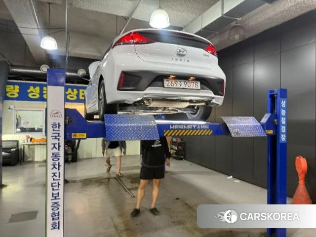 Hyundai The New Ionic Hybrid 2019 Белый из Кореи, фото 2