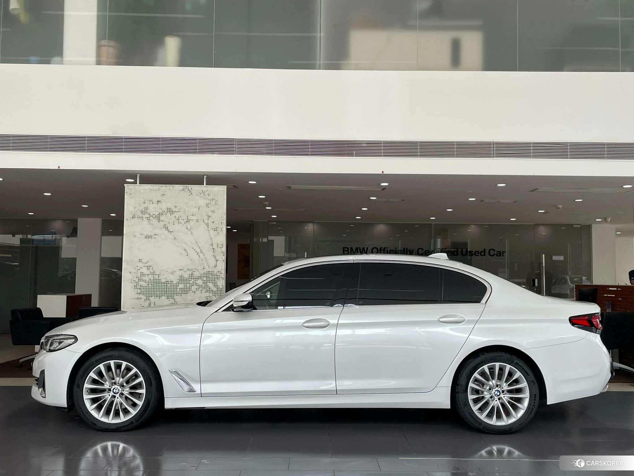 BMW 5 series 2020 Белый из Китая, фото 6