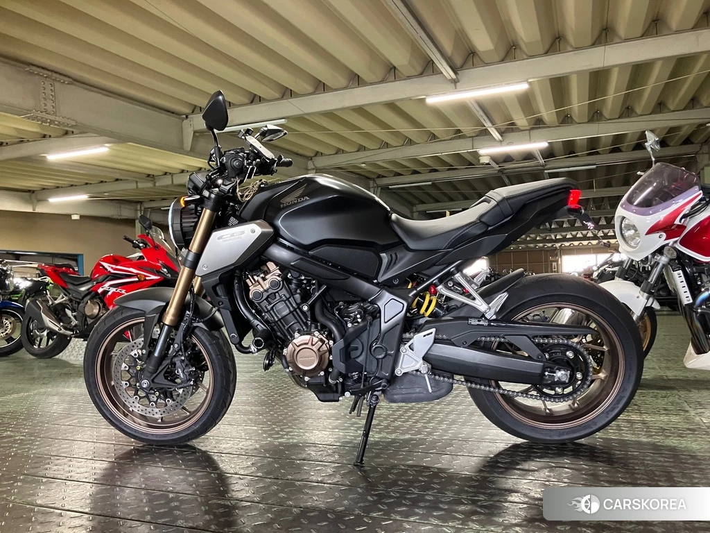 Проданный Honda CB650R 2022 из Японии
