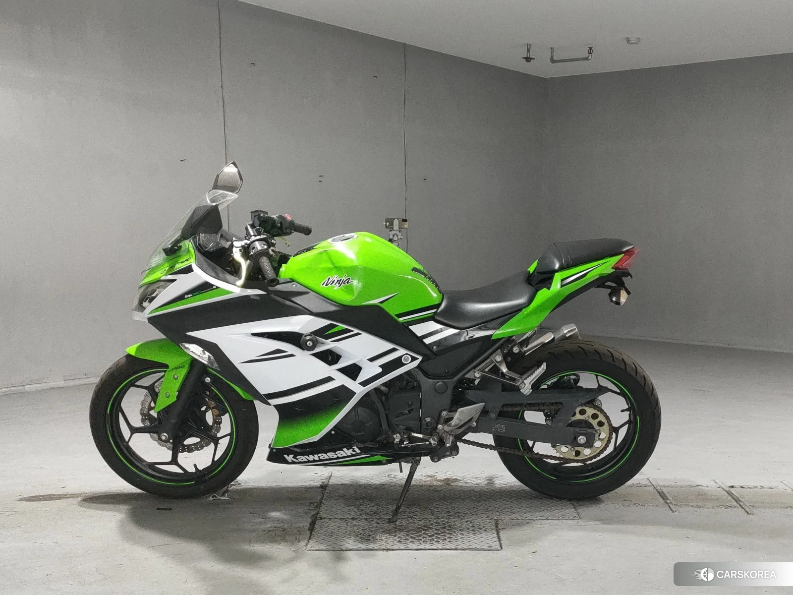 Kawasaki NINJA 250 2015 из Японии, фото 3