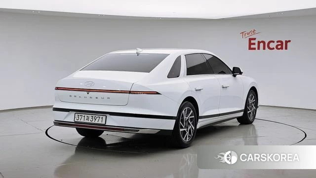 Hyundai Grandeur Hybrid (GN7) id 4322132 из Кореи 12