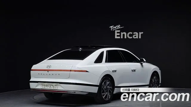 Hyundai Grandeur (GN7) id 2206483 из Кореи 12