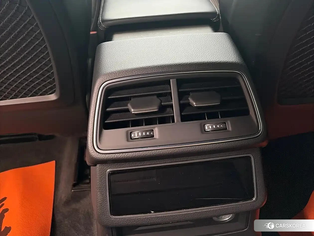 Audi A6L 2022 Черный из Китая, фото 2
