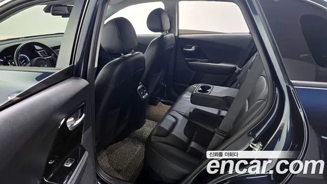 Kia Niro id 2645477 из Кореи 12