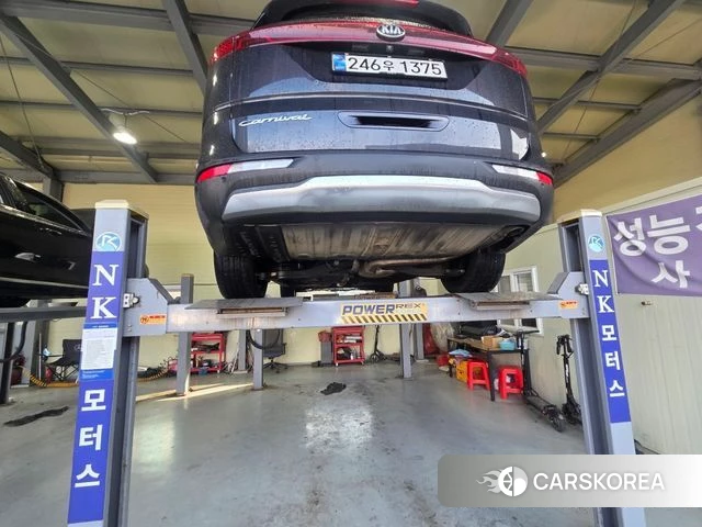 Kia Carnival 4th generation 2020 Серый из Кореи, фото 2