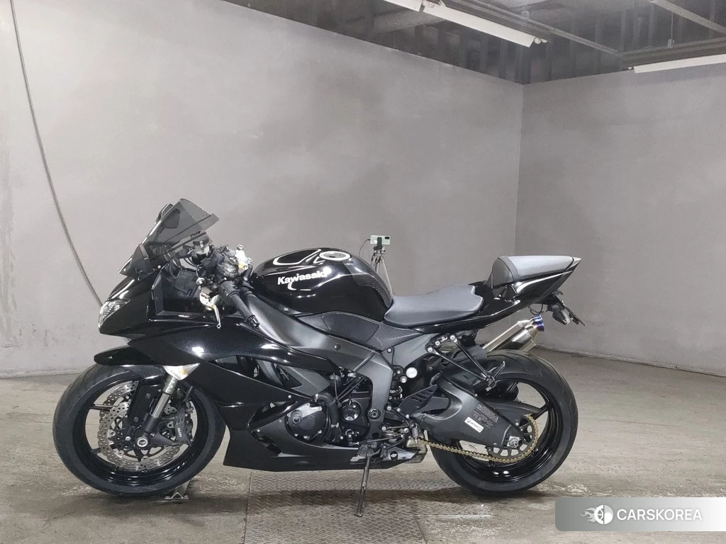 Проданный Kawasaki ZX-6R NINJA 2012 из Японии, фото 2