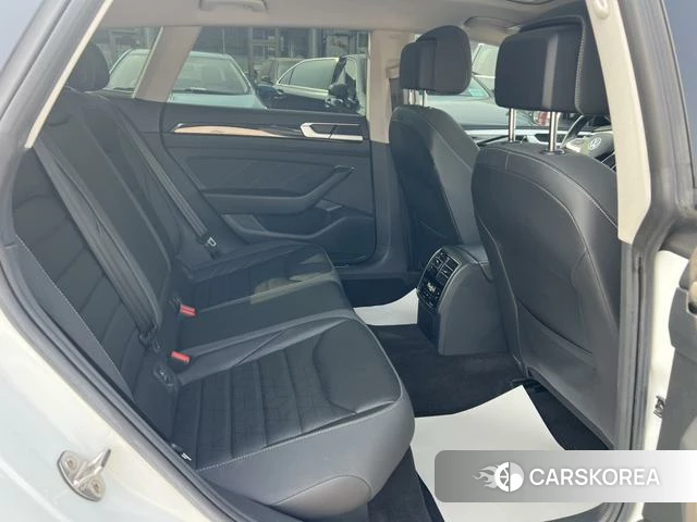 Volkswagen CC 2021 Белый из Китая, фото 4