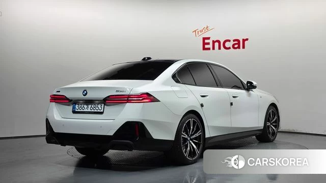 BMW 5 Series (G60) id 4695739 из Кореи 12