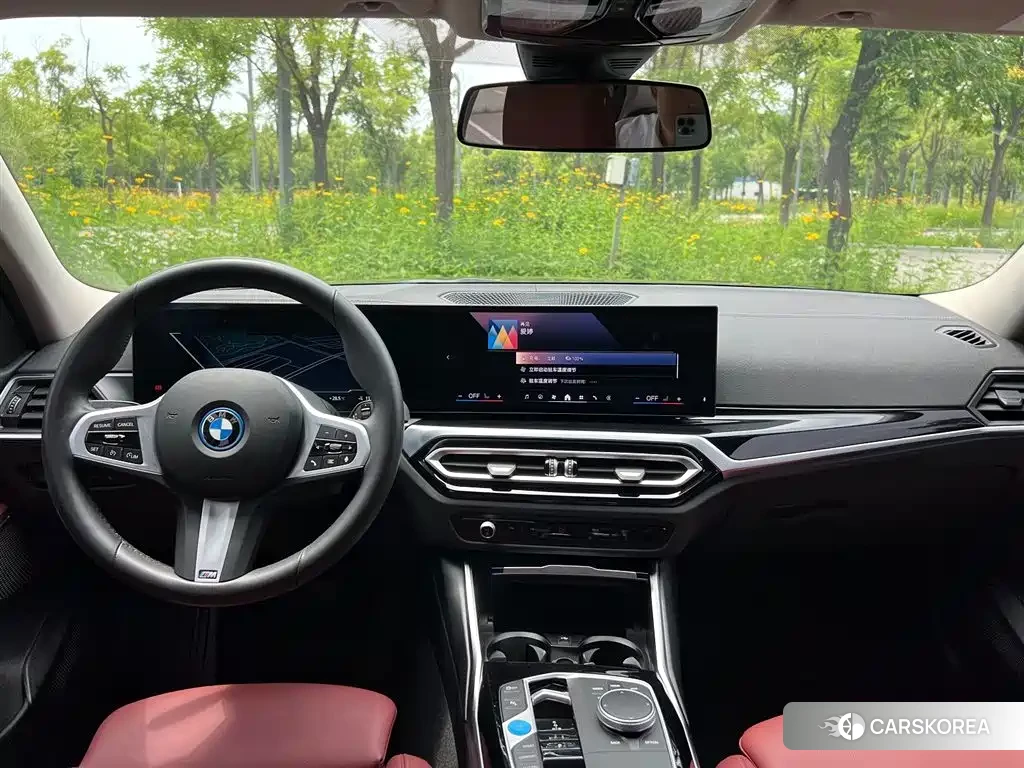 BMW i3 2024 Черный из Китая, фото 6
