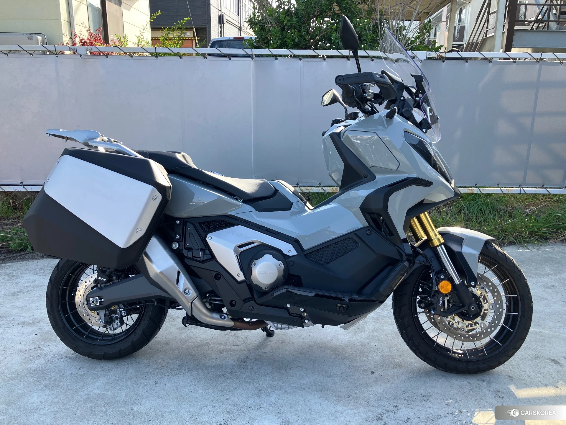 Проданный Honda X-ADV 750 id 4184901 из Японии