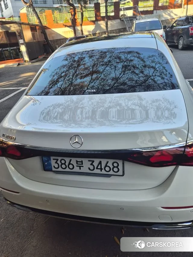 Mercedes-Benz E-Class W214 2024 Белый из Кореи, фото 2