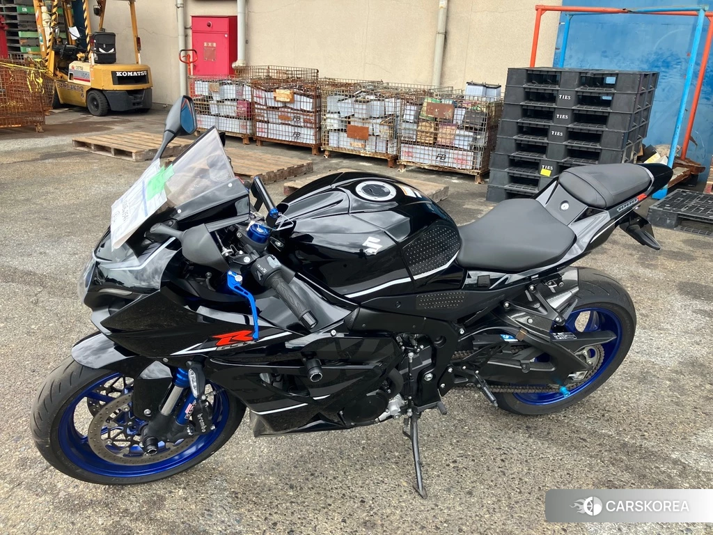 Проданный Suzuki GSX-R1000R ABS 2018 из Японии