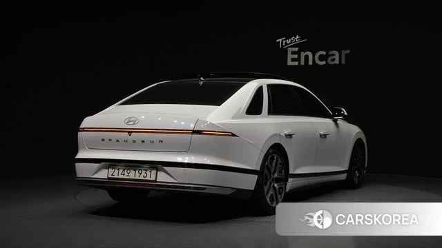 Hyundai Grandeur (GN7) id 3870169 из Кореи 12