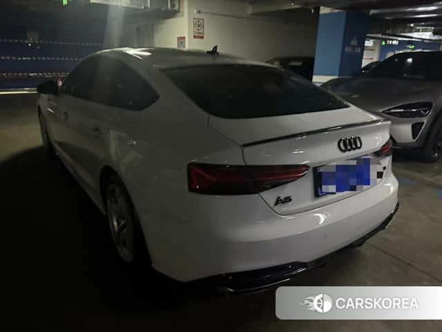 Audi A5 2021 Белый из Китая, фото 2