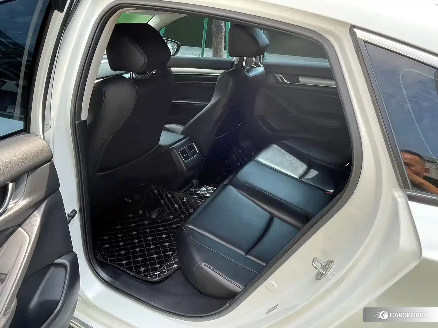 Honda Accord 2019 Белый из Китая, фото 2