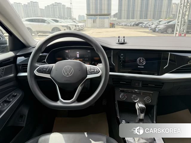 Volkswagen Passat id 4263878 из Китая 8