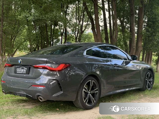 BMW 4 series 2023 Темно-серый из Китая, фото 4