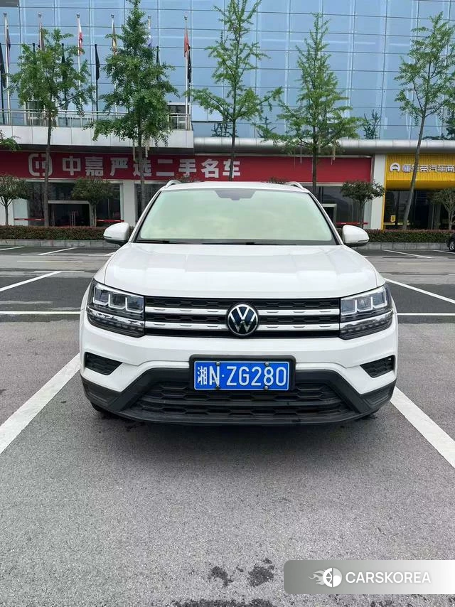Volkswagen Tuyue 2022 Белый из Китая, фото 2