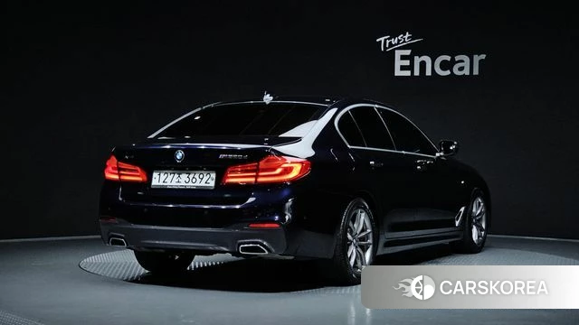 BMW 5 Series (G30) id 4882703 из Кореи 12