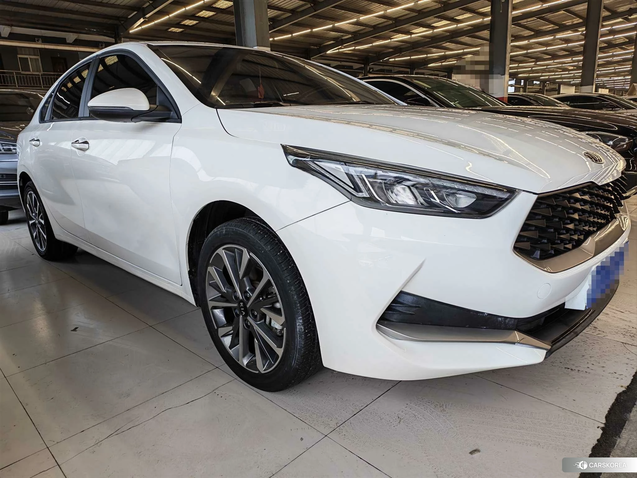 Kia K3 2020 Белый из Китая, фото 2
