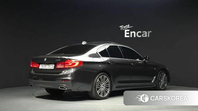 BMW 5 Series (G30) id 4519970 из Кореи 12