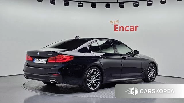 BMW 5 Series (G30) id 4430055 из Кореи 12