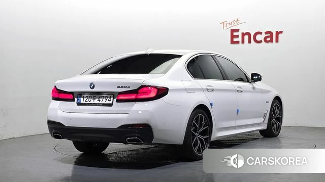 BMW 5 Series (G30) id 4463378 из Кореи 12