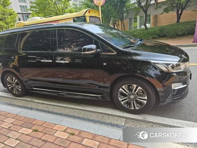 Kia The New Carnival 2019 Черный из Кореи, фото 2