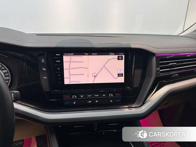 Volkswagen Touareg id 4258459 из Китая 8