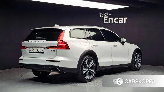 Volvo V60 Cross-Country 2nd Generation id 4496153 из Кореи 12