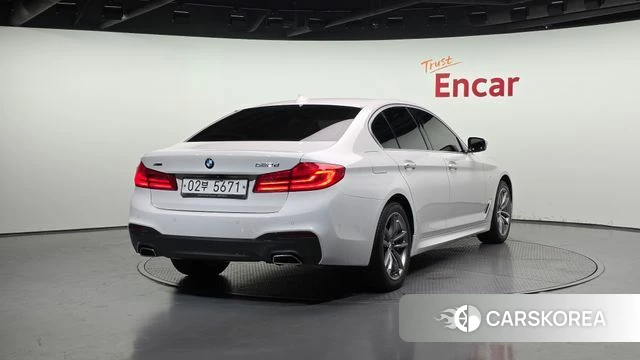 BMW 5 Series (G30) id 4286268 из Кореи 12