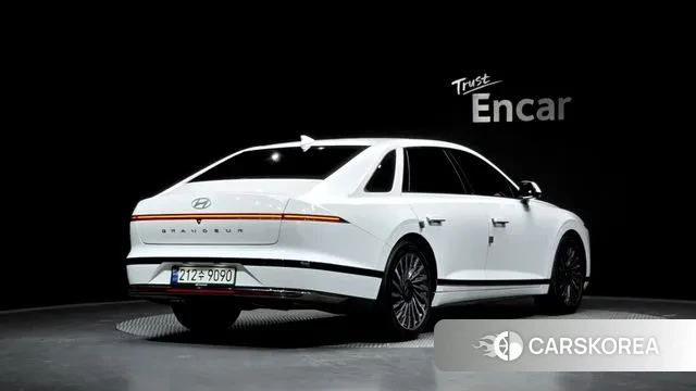 Hyundai Grandeur Hybrid (GN7) id 3518204 из Кореи 12