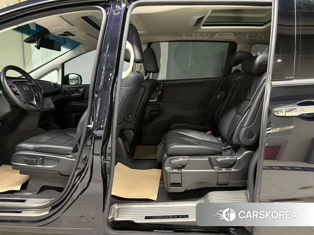 Honda Odyssey id 4220650 из Китая 12