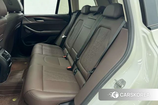 BMW X3 id 4263955 из Китая 8