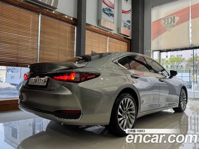 Lexus ES300h 7th generation id 2685364 из Кореи 12