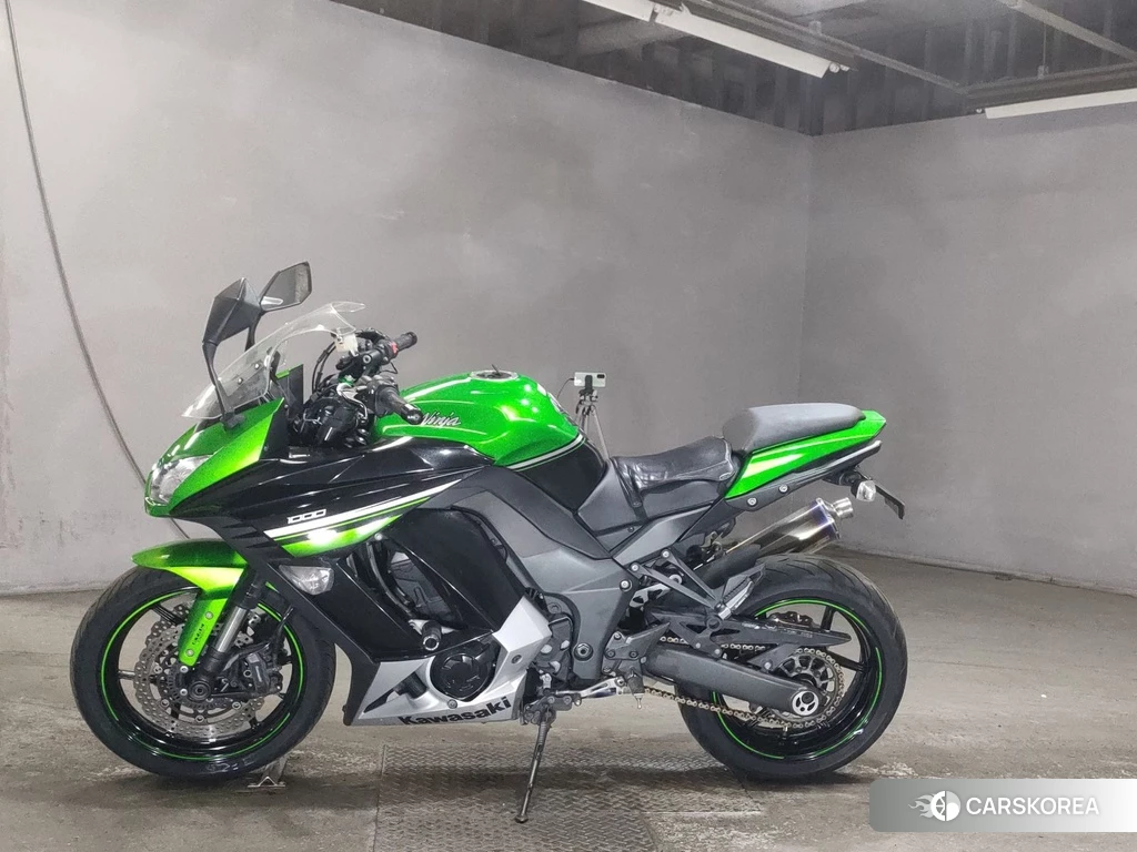 Проданный Kawasaki NINJA 1000 2015 из Японии