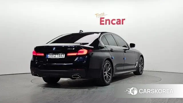 BMW 5 Series (G30) id 3539286 из Кореи 12