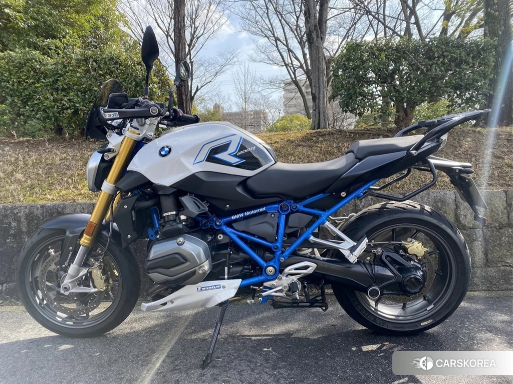 Проданный BMW R1200R 2017 из Японии