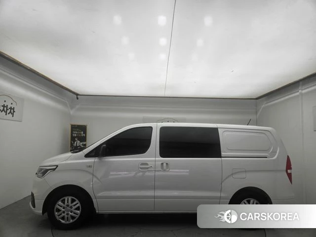 Hyundai The New Grand Starex id 4632941 из Кореи 10