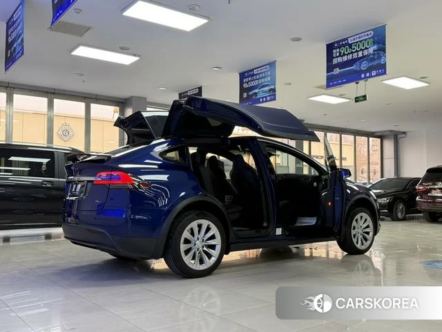 Tesla Model X id 4208442 из Китая 12