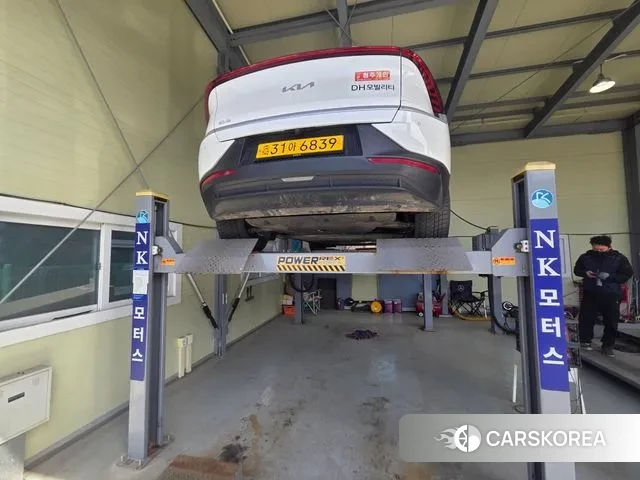 Kia EV6 2023 Белый из Кореи, фото 2