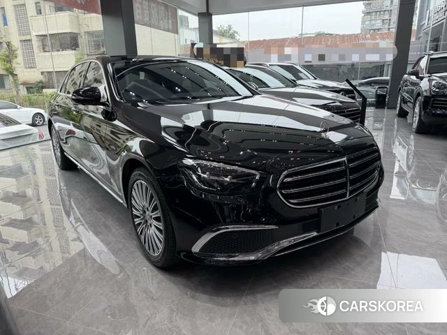 Mercedes-Benz E-class 2022 Черный из Китая, фото 2