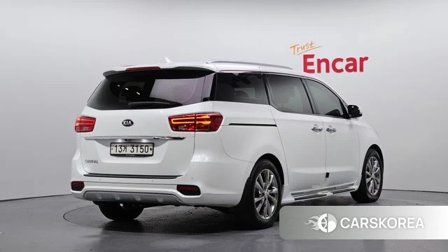 Kia The New Carnival id 4574347 из Кореи 12