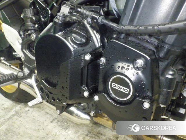 Engine photo