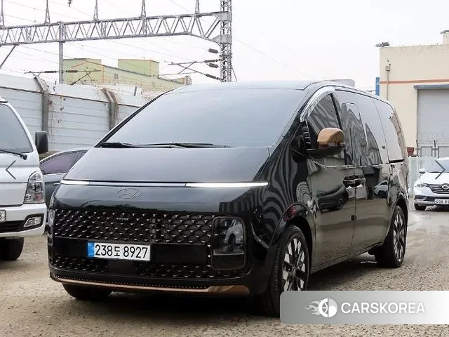 Hyundai Staria 2024 Черный из Кореи, фото 2